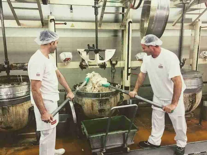 preparación del turrón duro
