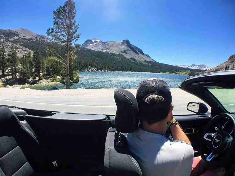 Tioga Pass en coche