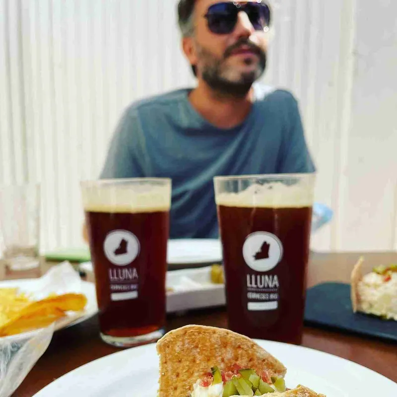 Cata de cervezas artesanas y tapeo, alcoy