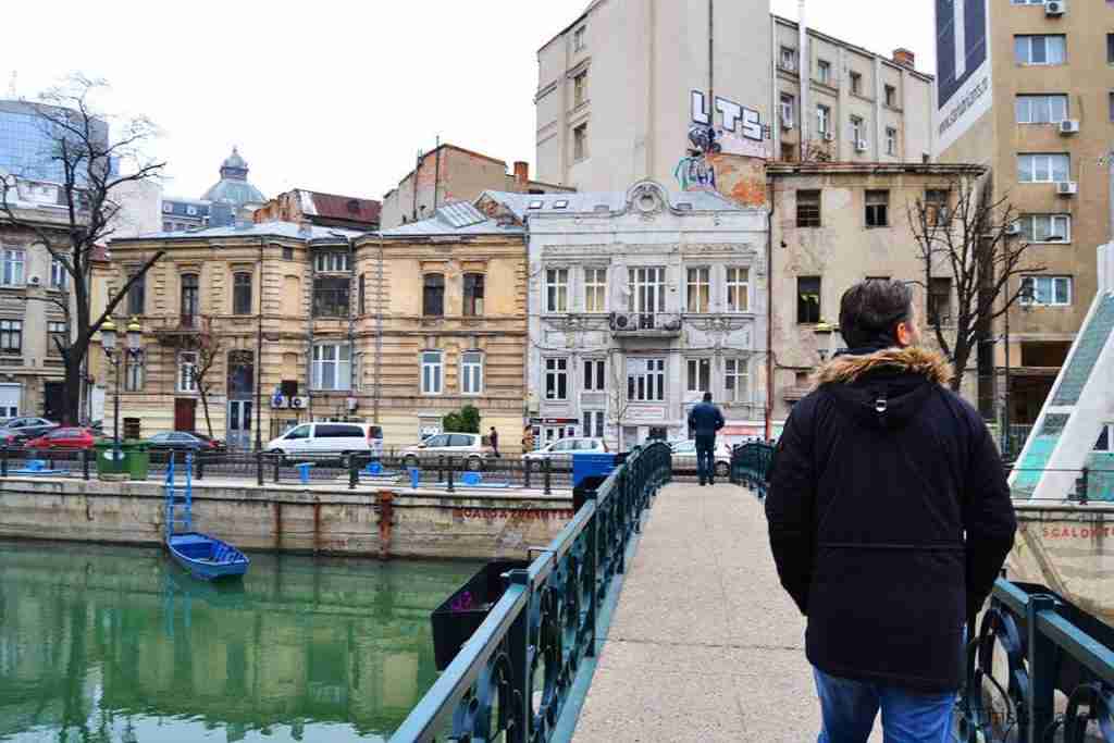 dsc_0475 curzando el rio de Bucarest