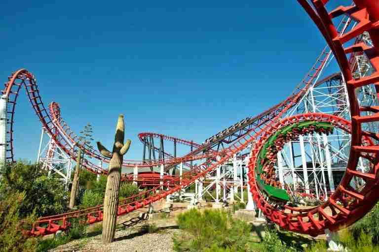 Viper-at-Six-Flags-Magic-Mountain-16×9